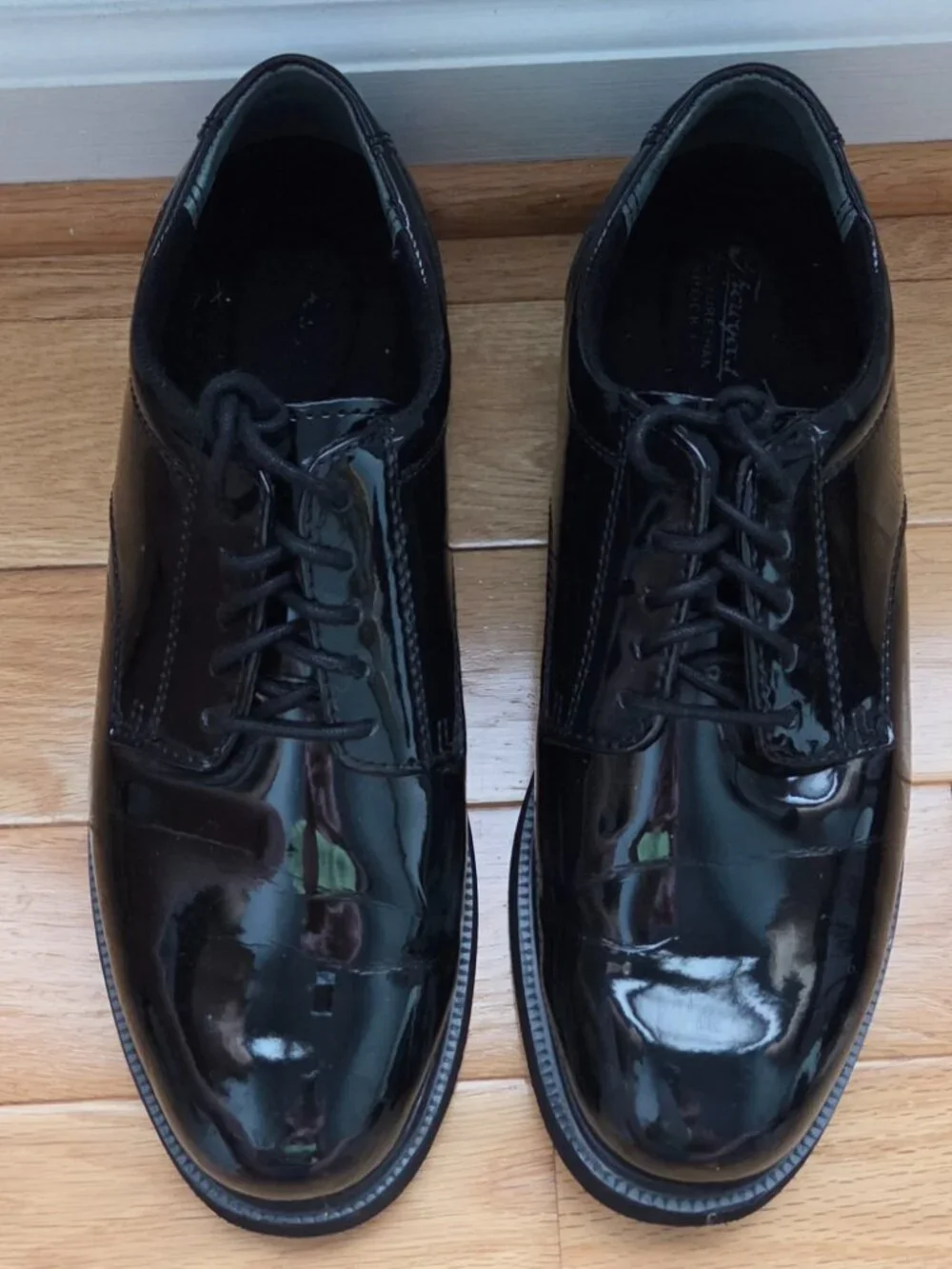 Unisex THOROGOOD Classic High Shine Oxford Uniform Shoe size 10M men / 12M women